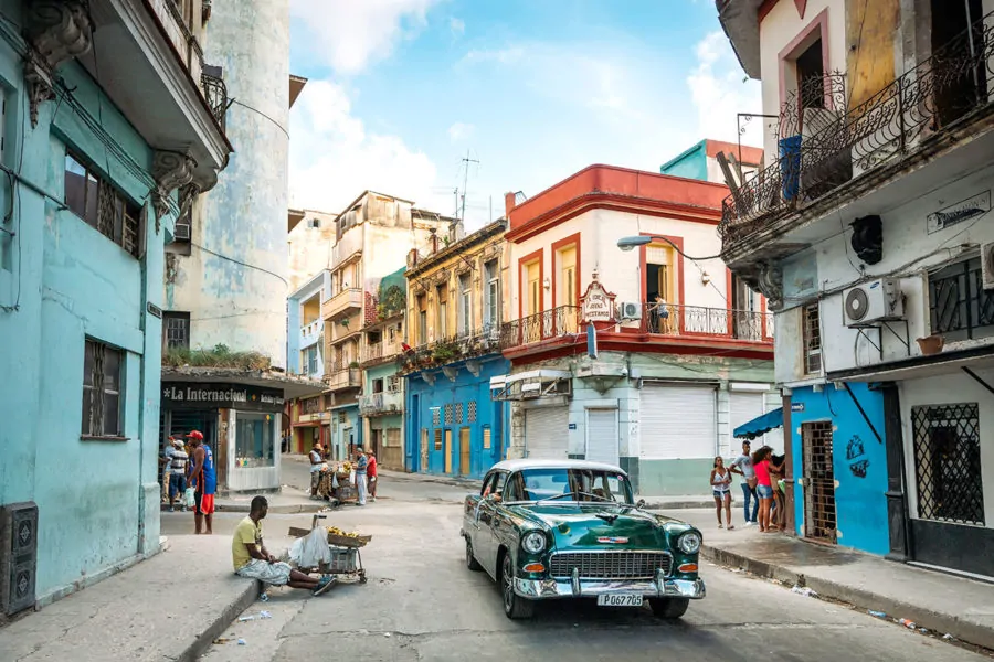 Explore Old Havana Cuba Neighborhoods